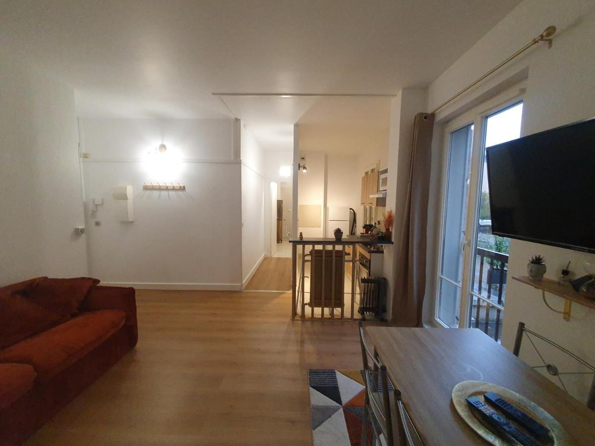 Voisin De Louis Xiv,Free Parking Appartement Versailles Buitenkant foto